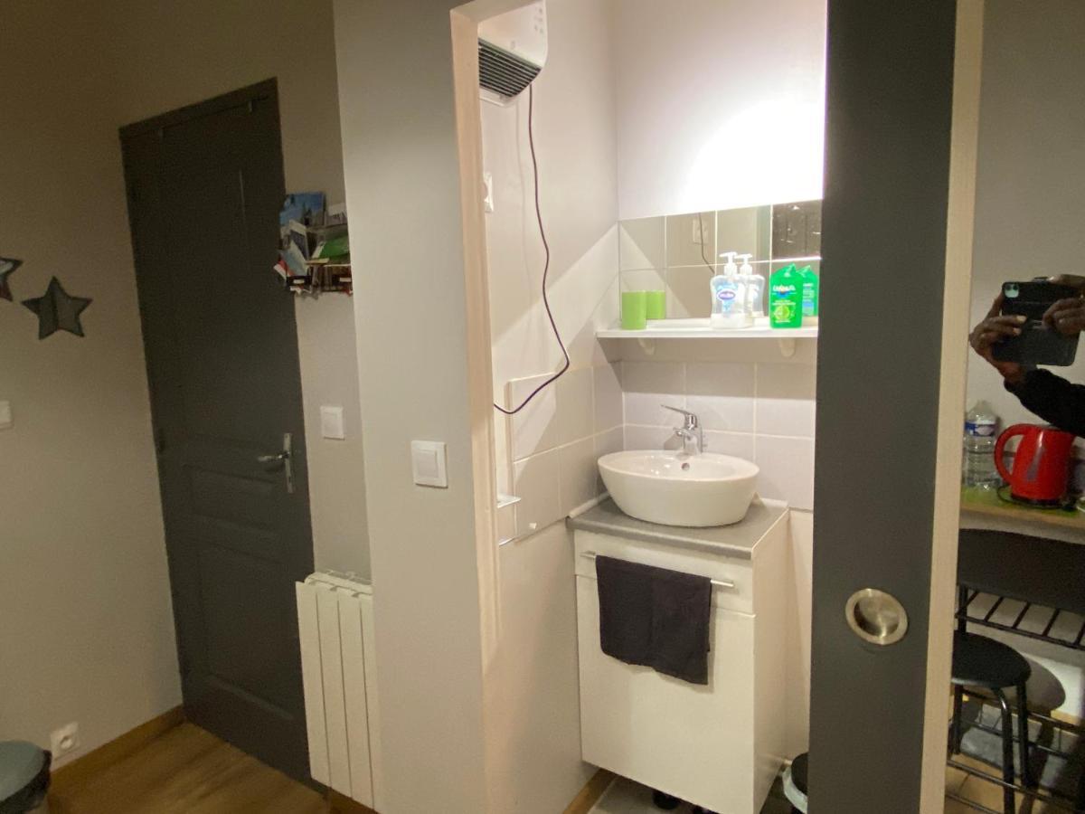 בווה Sympathique Logement En Rez-De-Chausse, De 21M 2 מראה חיצוני תמונה
